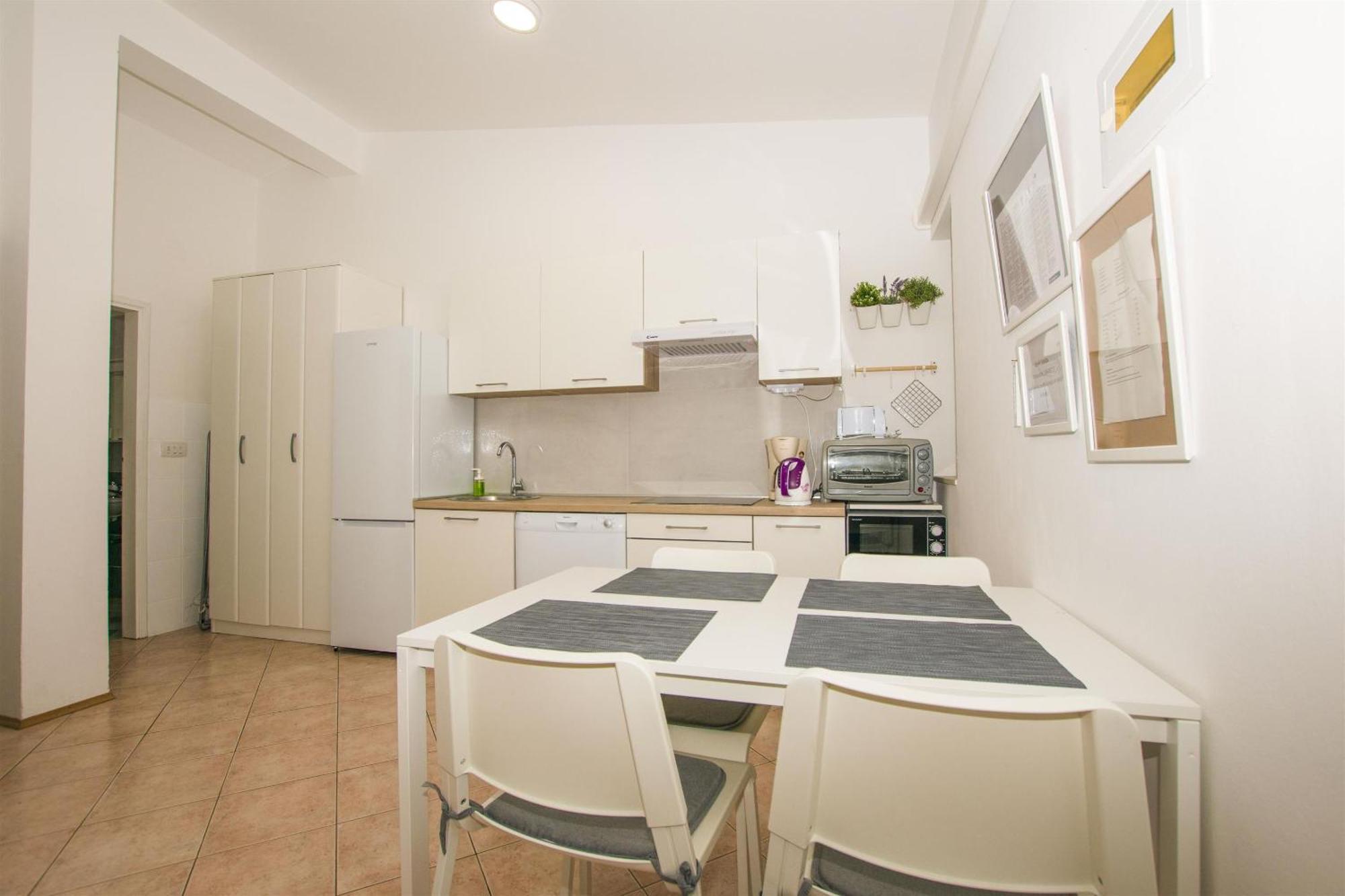 Apartments Josip Drage Exterior foto